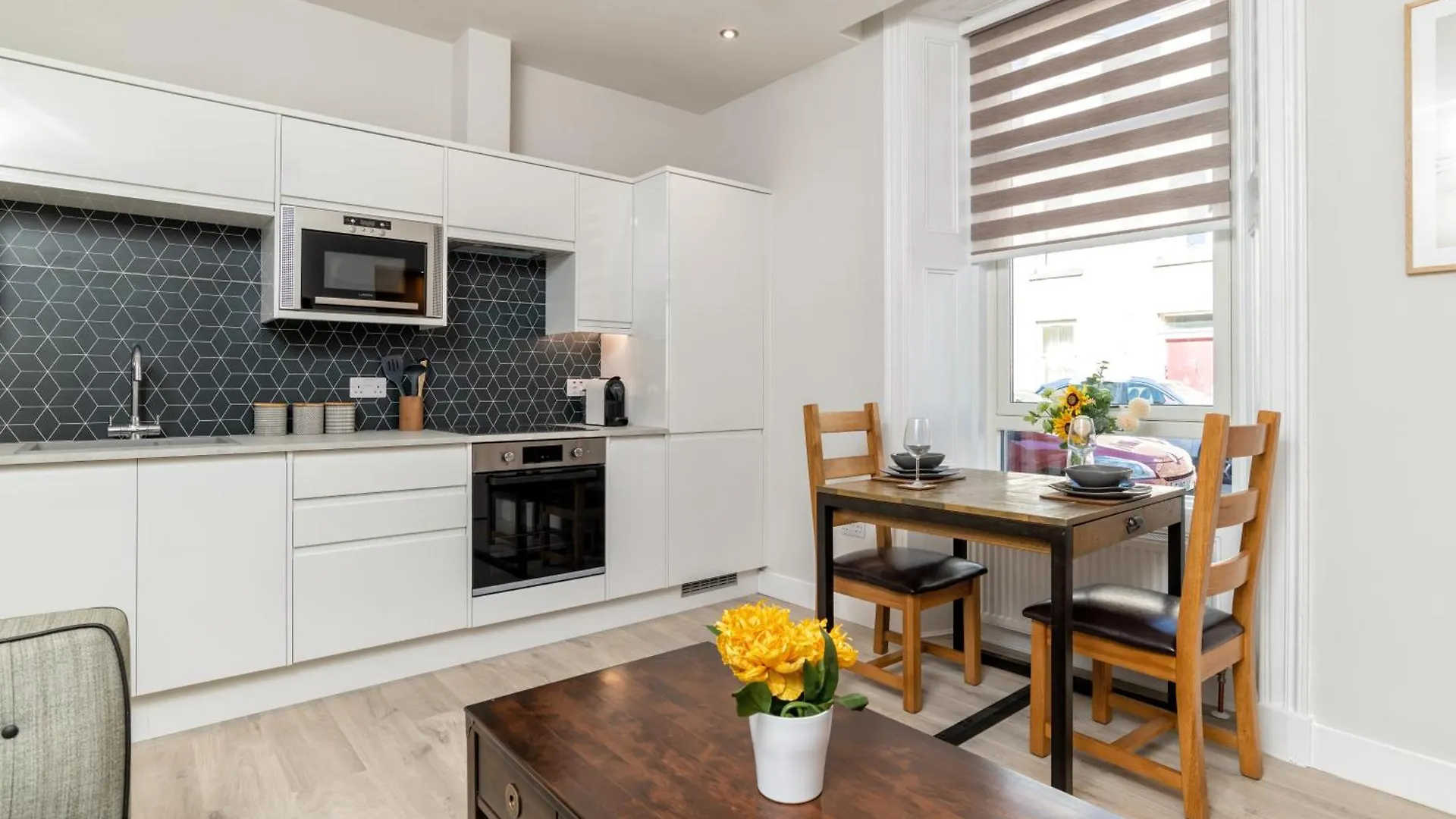 * Ground Floor * The Grove * Apartamento Aberdeen